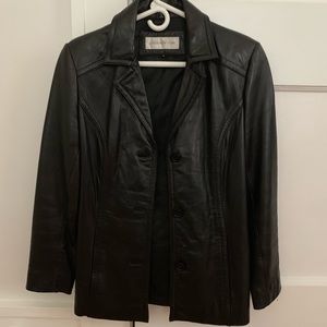 Vintage black leather jacket Size S